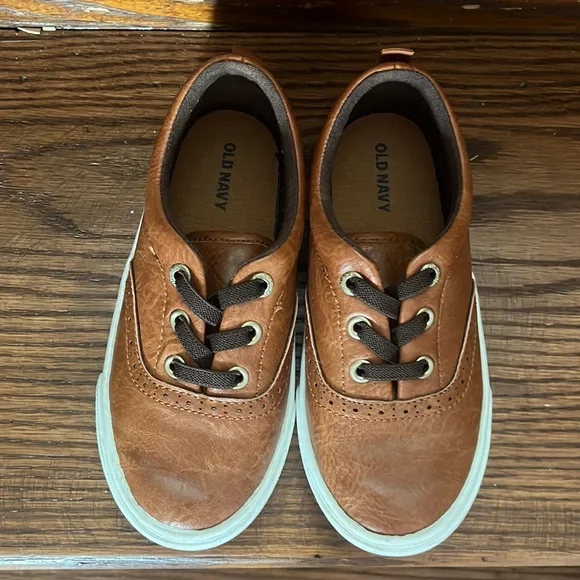 Old Navy shoes - Picture 2 of 15